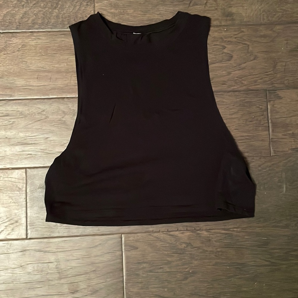 Lululemon crop top size 2